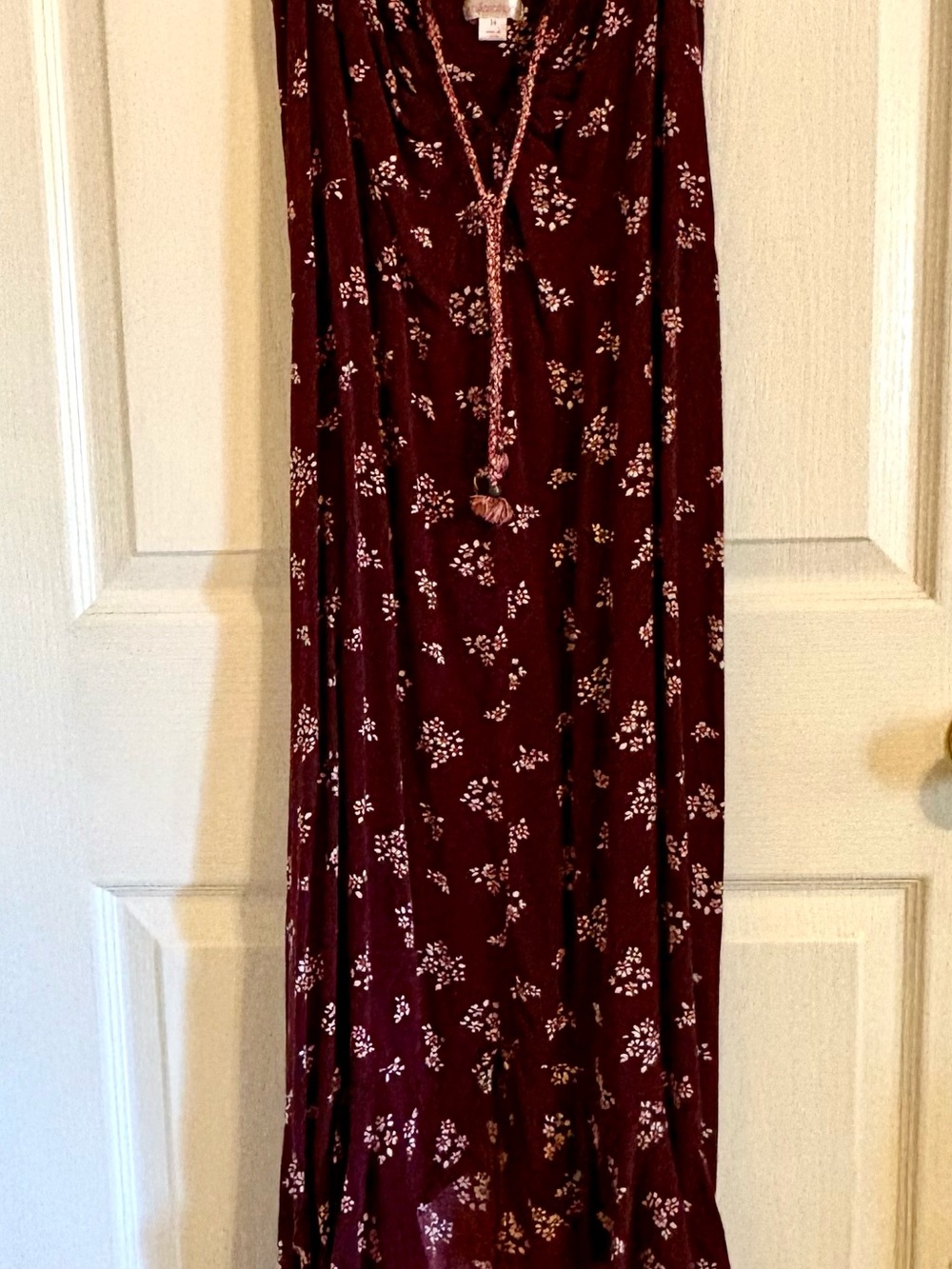 Xhilaration Maroon Floral Casual Dress